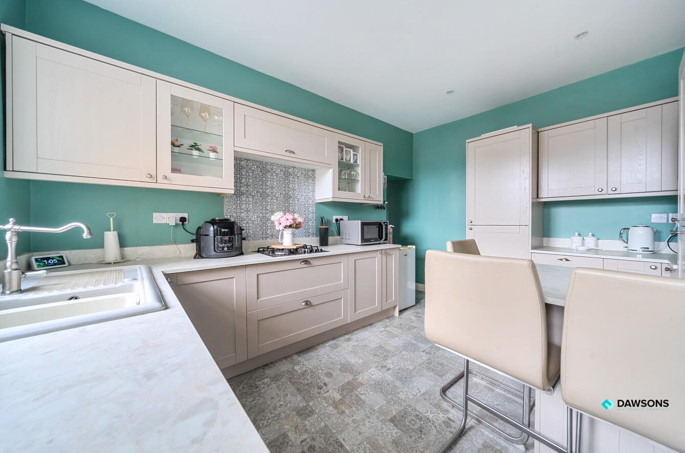 Als Street, Llanelli, SA15 1SN